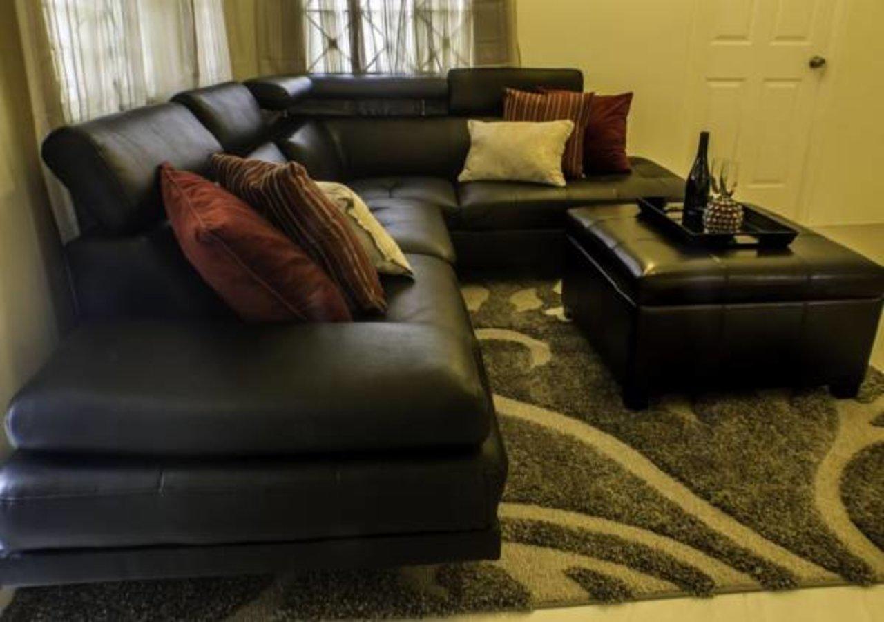 N2N Suites - Ochio Rios Vacation Home أوشو ريوس المظهر الخارجي الصورة