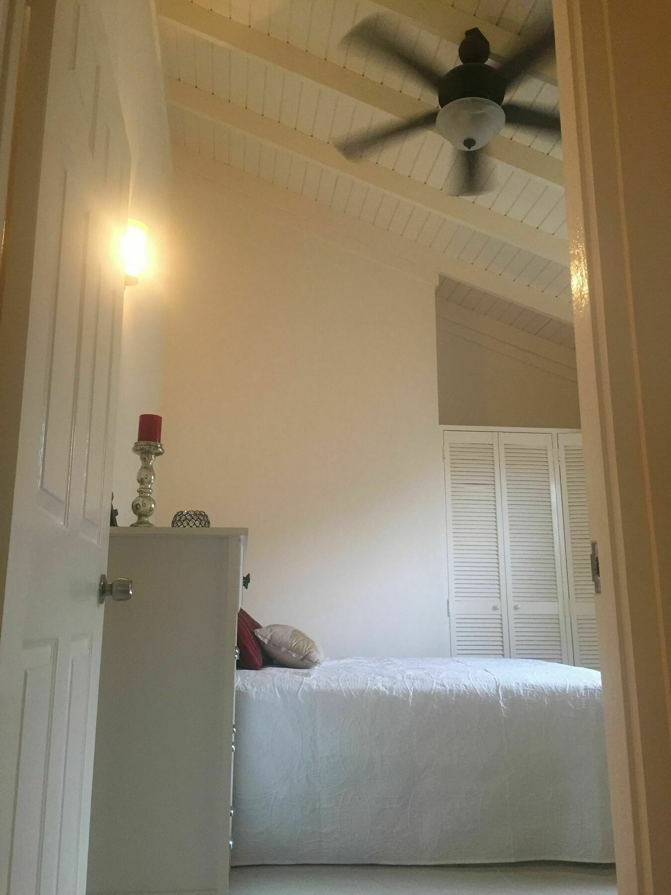 N2N Suites - Ochio Rios Vacation Home أوشو ريوس المظهر الخارجي الصورة